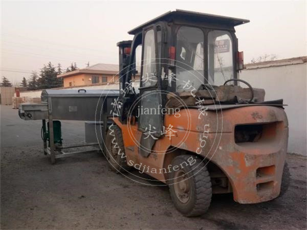 須根類(lèi)藥材清洗機(jī)