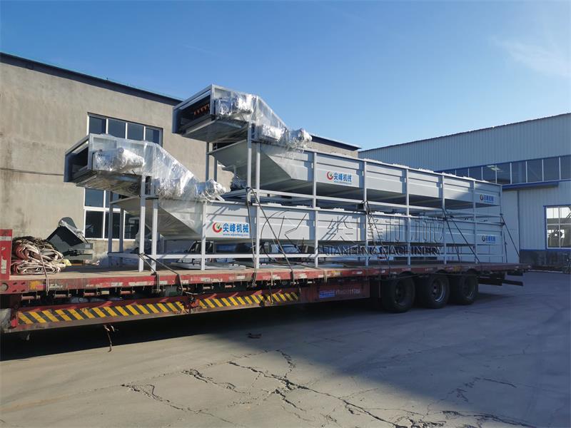 甘肅金昌大型蔬菜漂燙機設(shè)備出貨