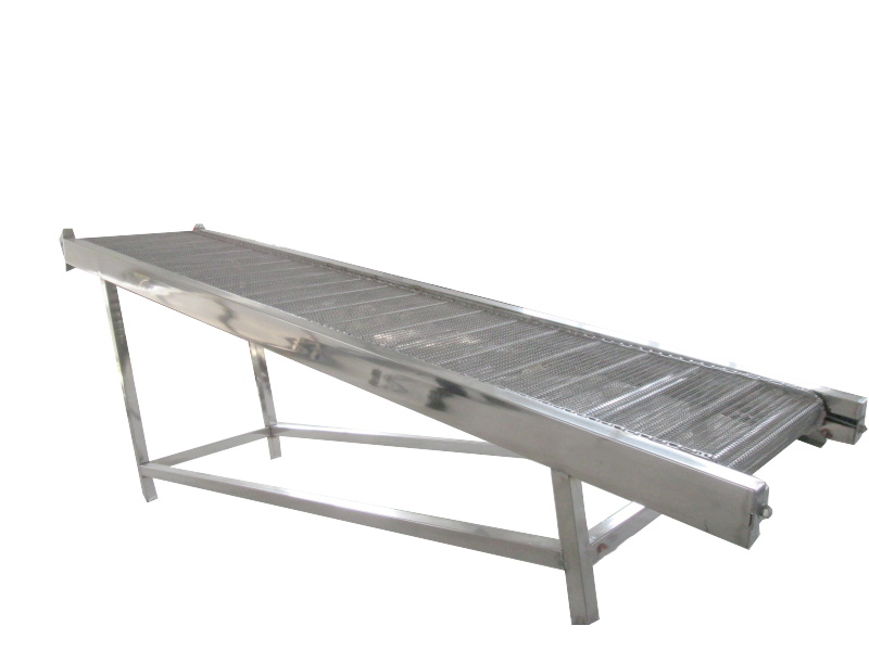 網(wǎng)帶傾斜輸送機(jī)